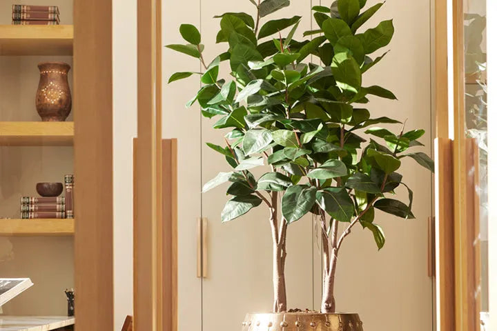 Die faszinierende Welt der künstlichen Bäume: Perfekte Indoor-Dekorati