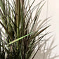 Künstliches Gras - Kuzey, 115 cm, Kunstpflanze von aplanta, UV-beständig, im schwarzen Topf, in Natur, für draußen