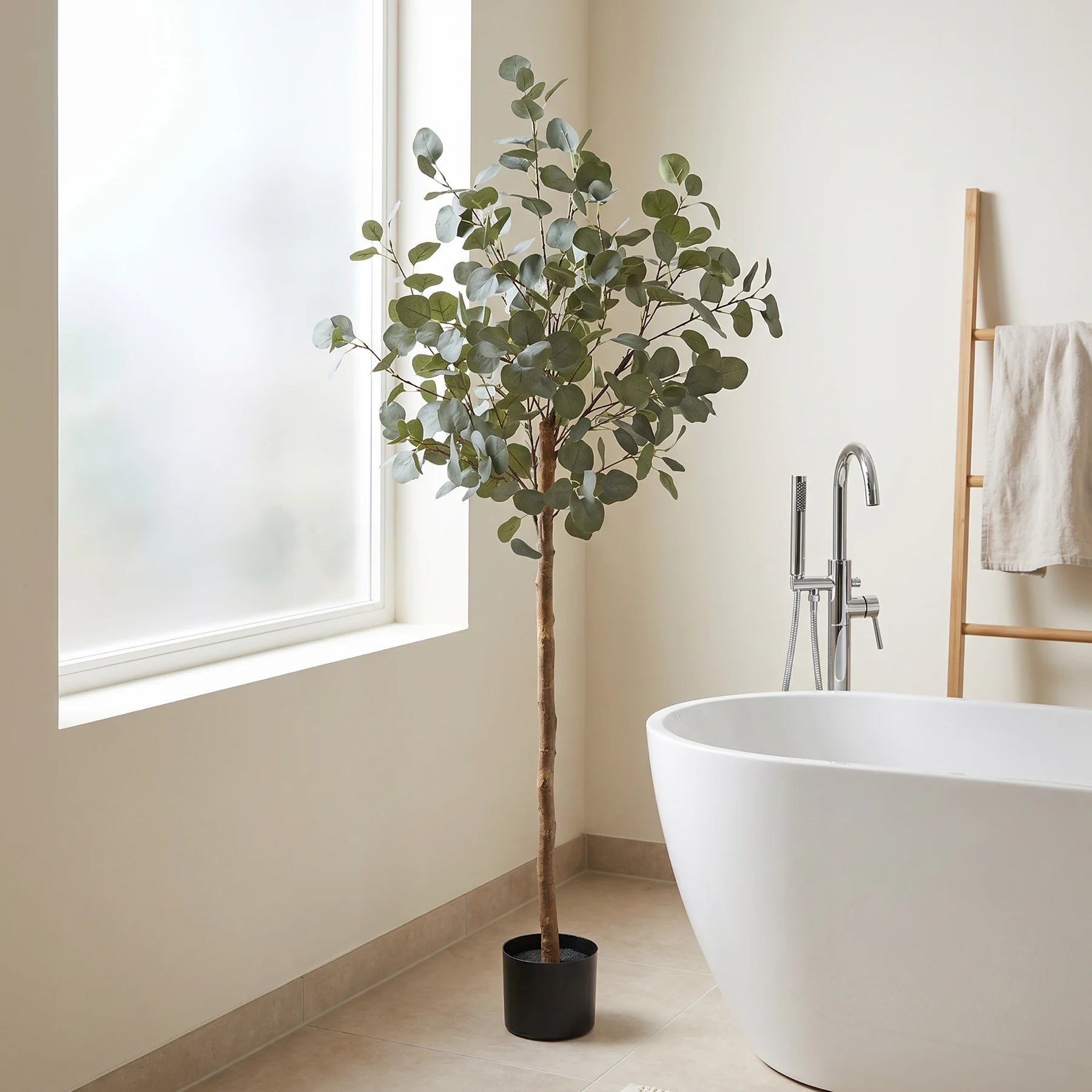 Künstlicher Eucalyptus Baum - Parla | 150 cm