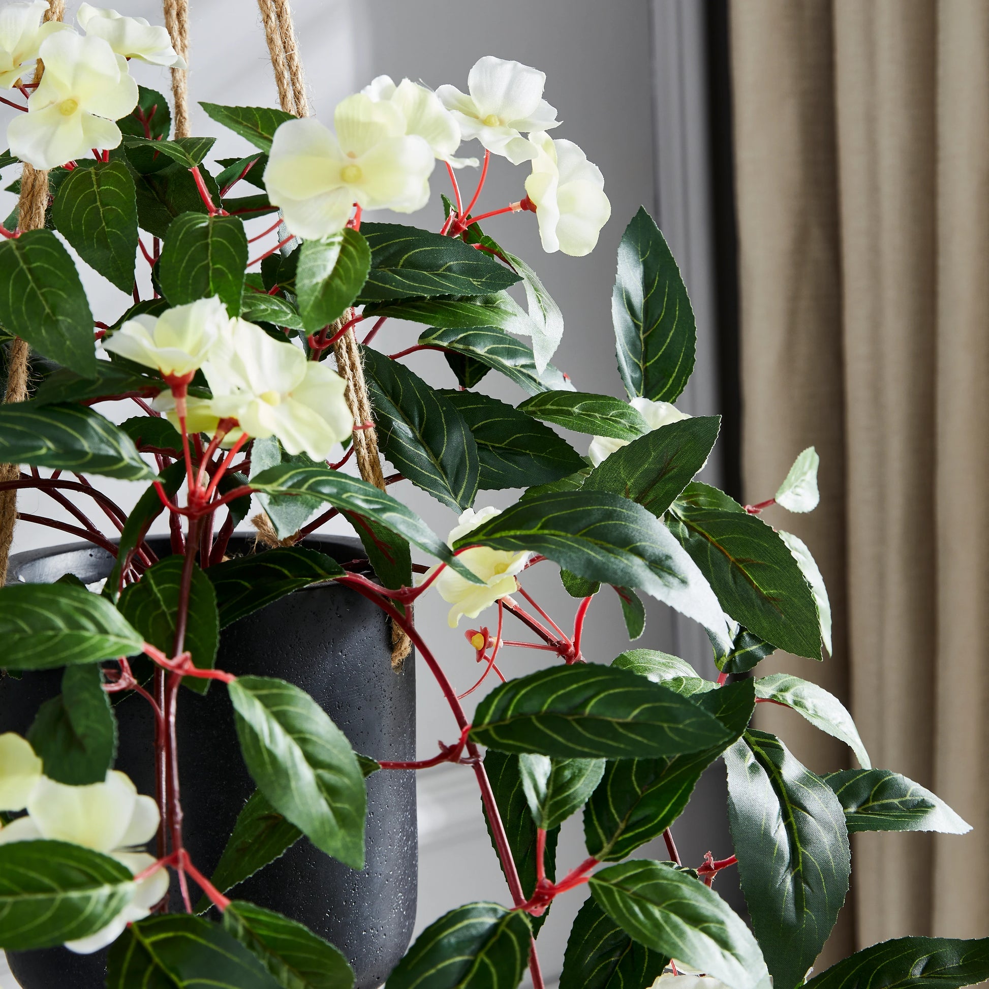 Künstlicher Hänge-Jasmin - Florina, 80 cm, Kunstpflanze von aplanta, Steckpflanze, in Grün, für drinnen