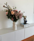 Künstlicher Blumenstrauß - Mystic | 65 cm auf transparentem Hintergrund mit echt wirkenden Kunstblättern in natürlicher Anordnung. | aplanta Kunstpflanzen